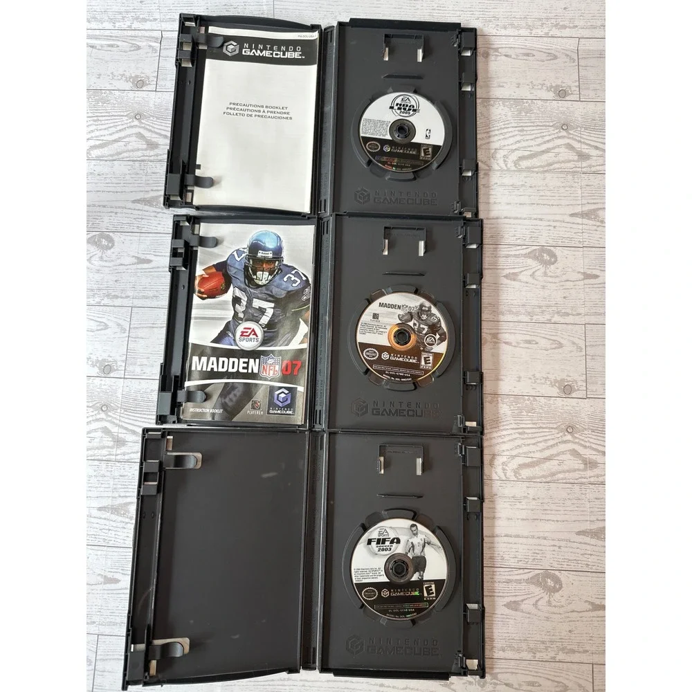 Nintendo GameCube Game Lot 7 Games Multi-Color Vintage 90s Y2K Retro Bundle